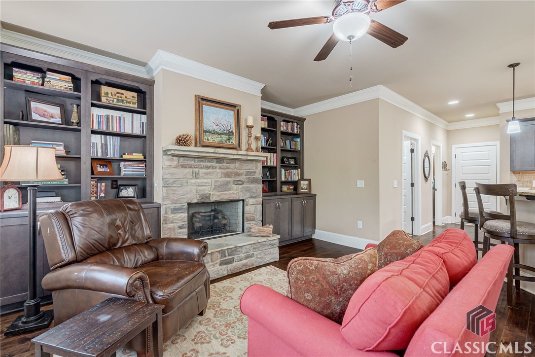1325 Arden Court