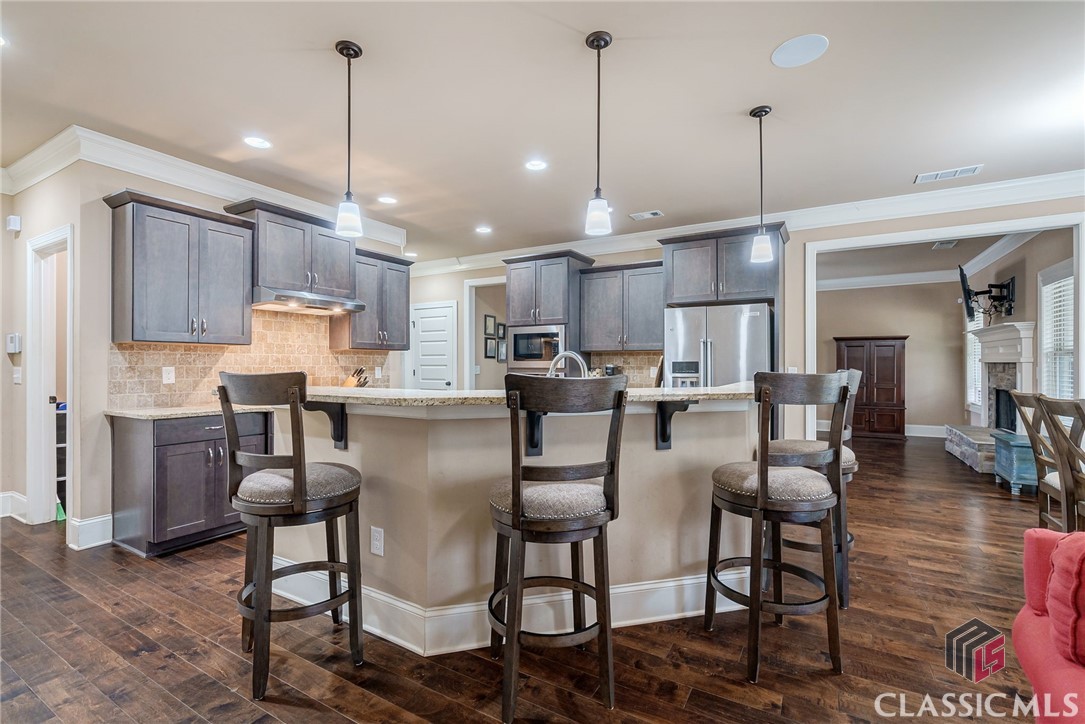 1325 Arden Court