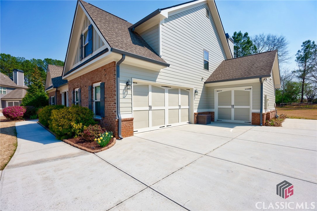 1325 Arden Court