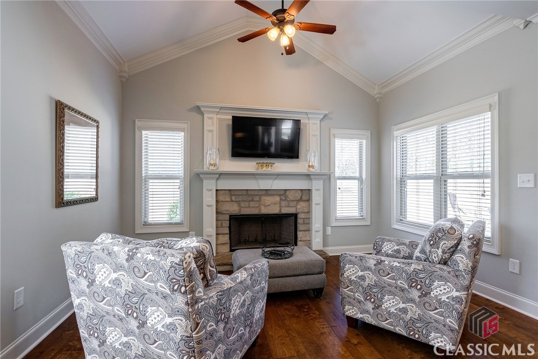 1118 Coneflower Lane