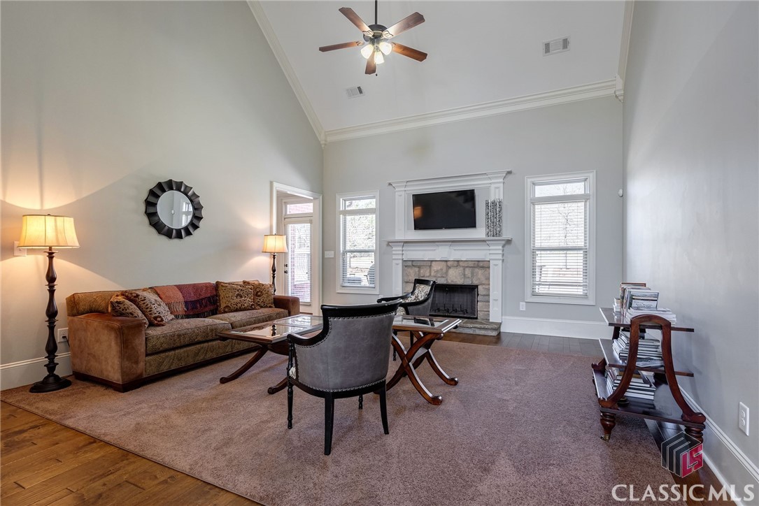 1118 Coneflower Lane