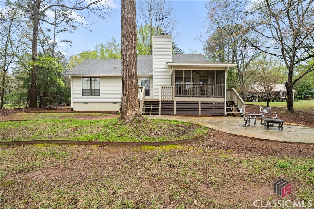 209 Commodore Drive NW