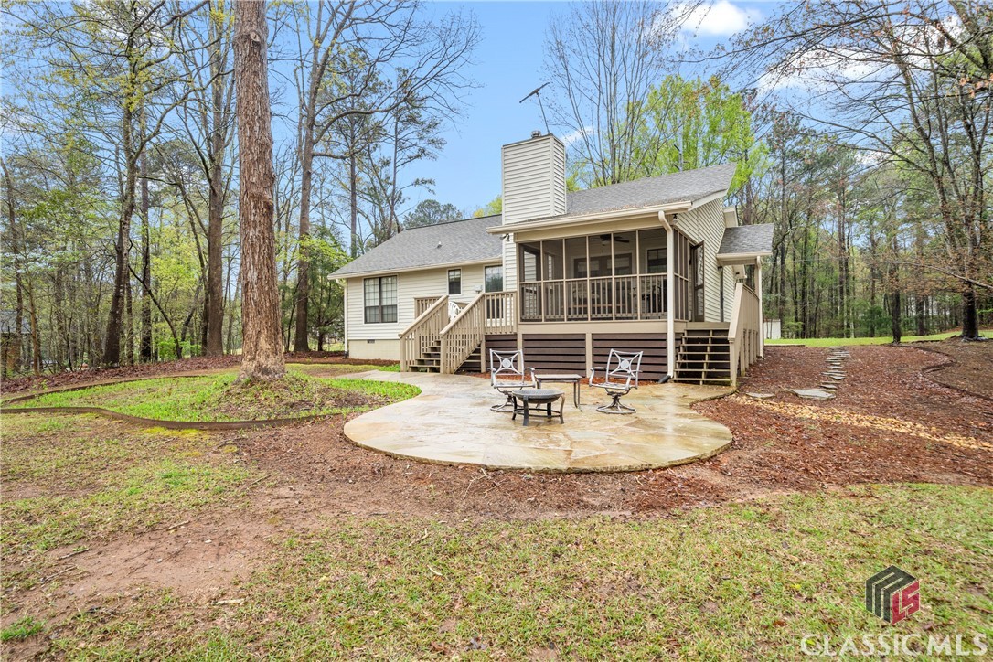 209 Commodore Drive NW