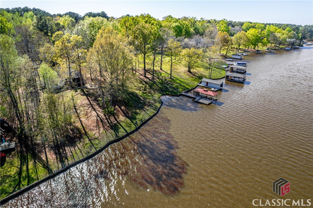 209 Commodore Drive NW