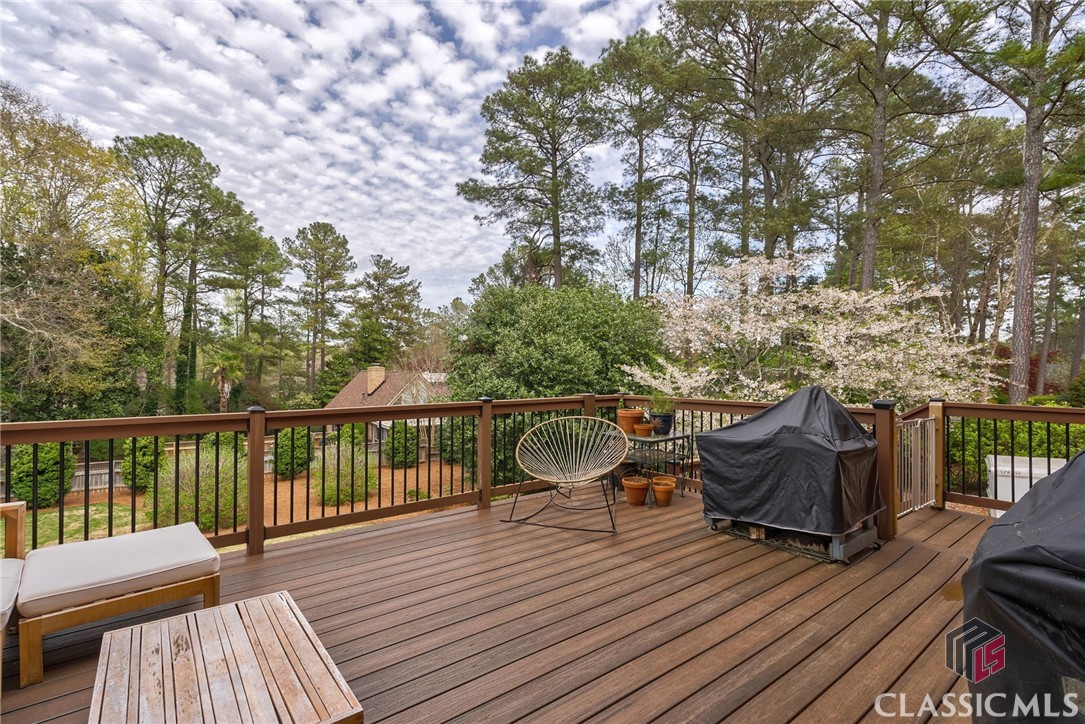 280 Skyline Parkway