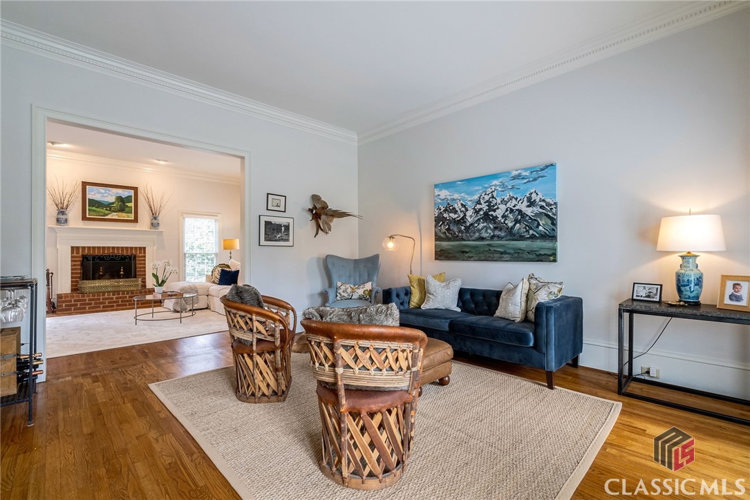 280 Skyline Parkway
