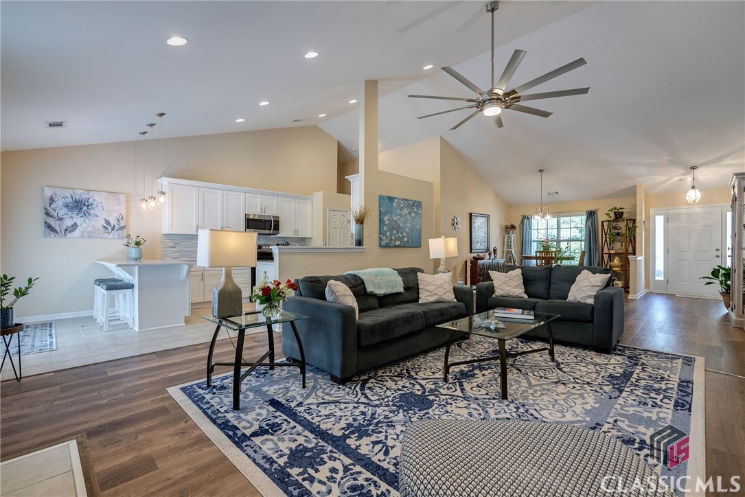 127 Bordeaux Lane