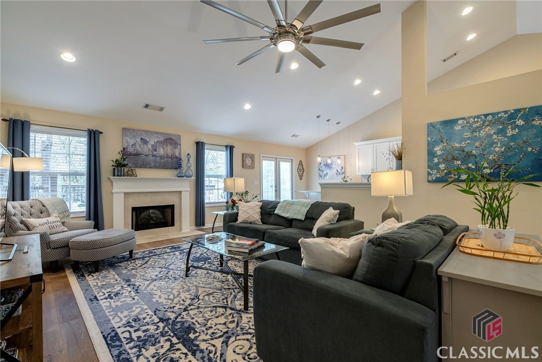 127 Bordeaux Lane