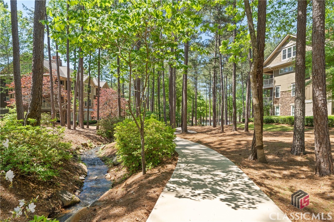 1010 Portage Trail B