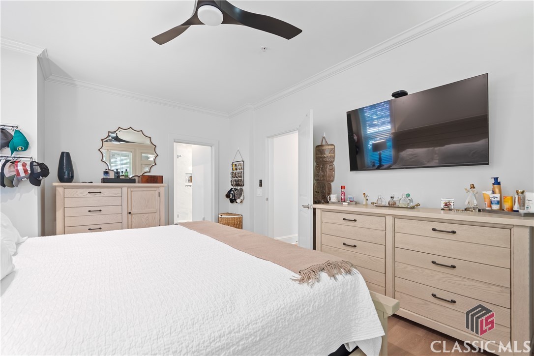 1010 Portage Trail B