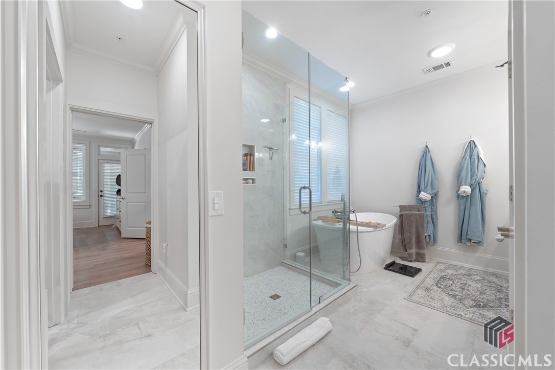 1010 Portage Trail B