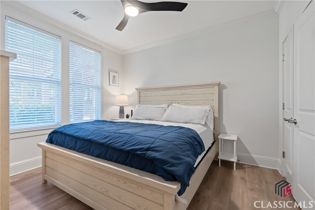 1010 Portage Trail B