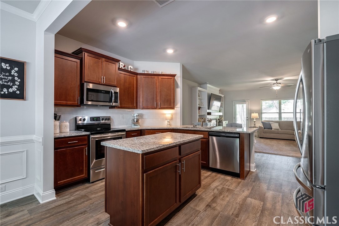 201 River Glen Drive