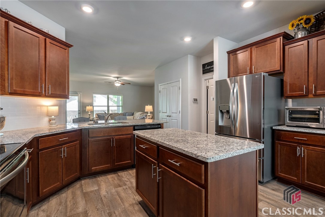 201 River Glen Drive