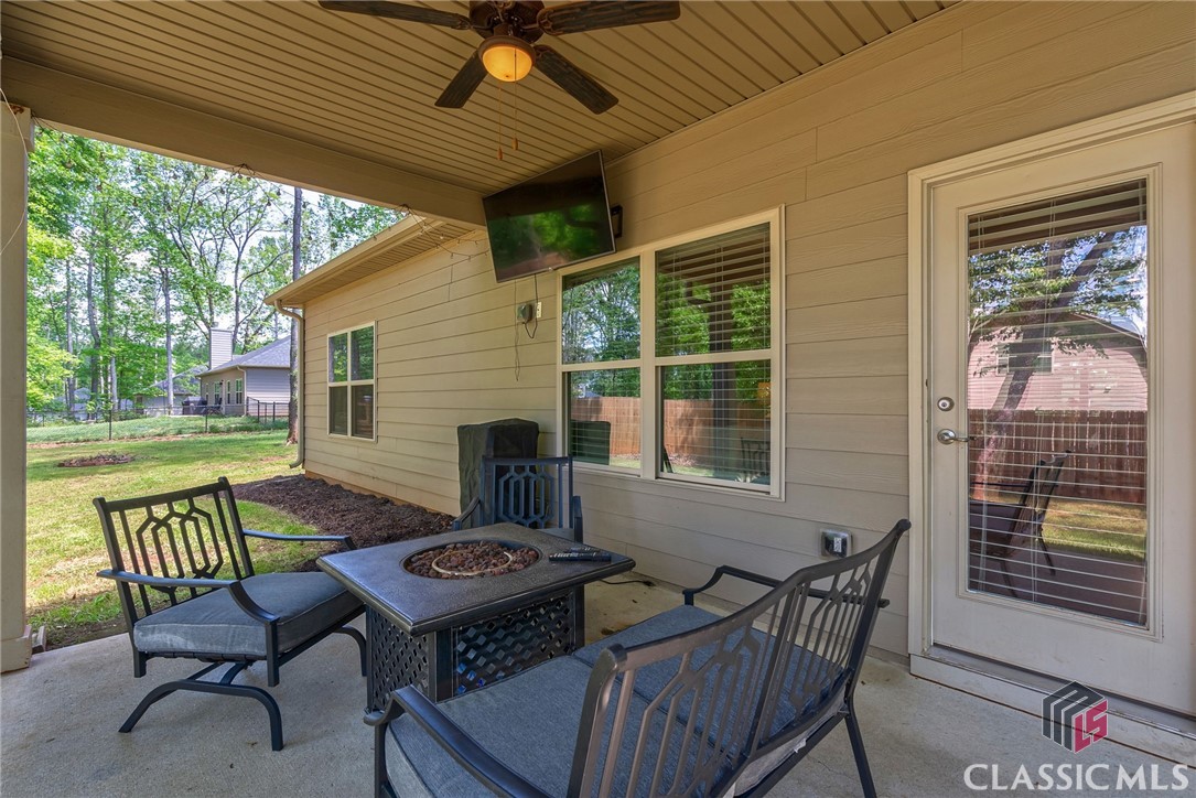 201 River Glen Drive