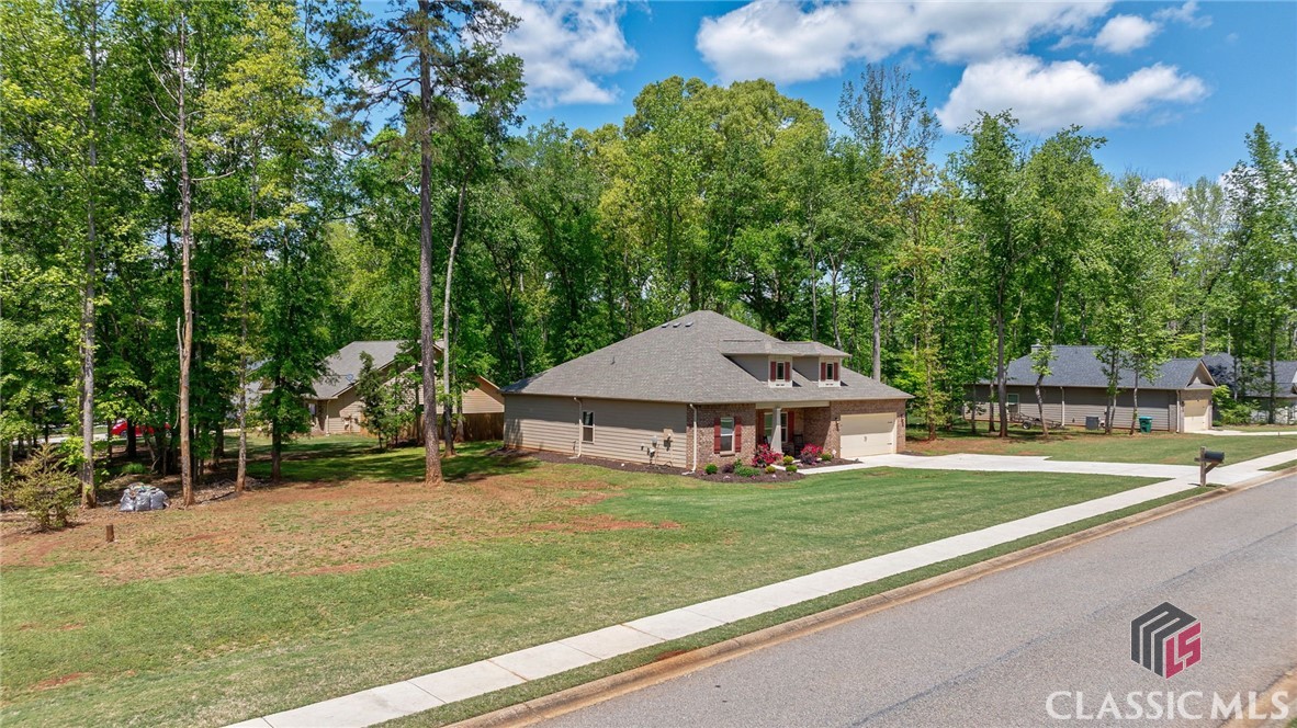 201 River Glen Drive