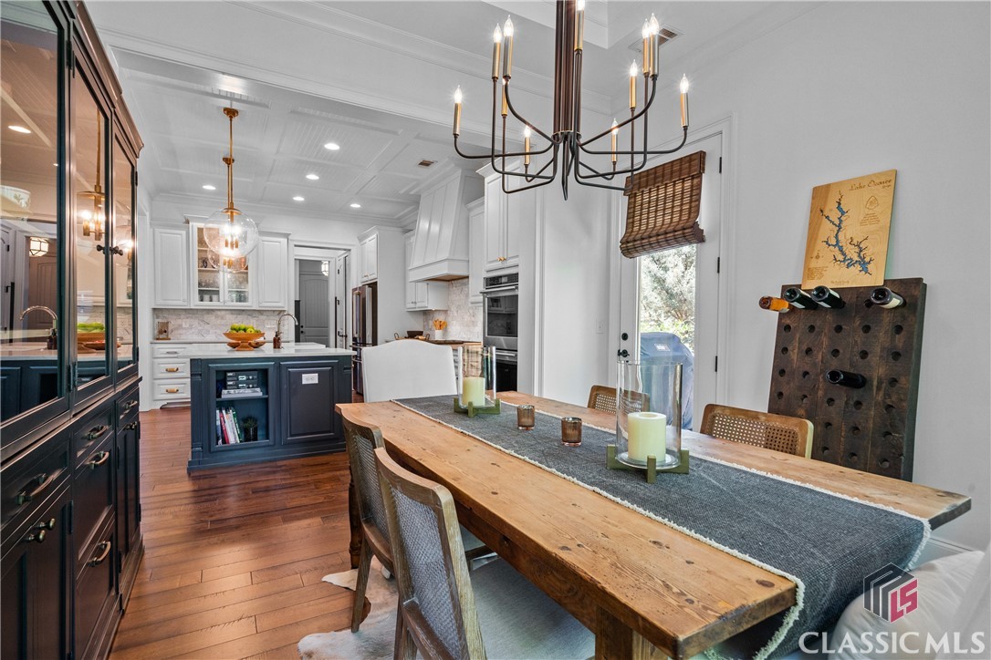 1020 Bridle Bit Lane