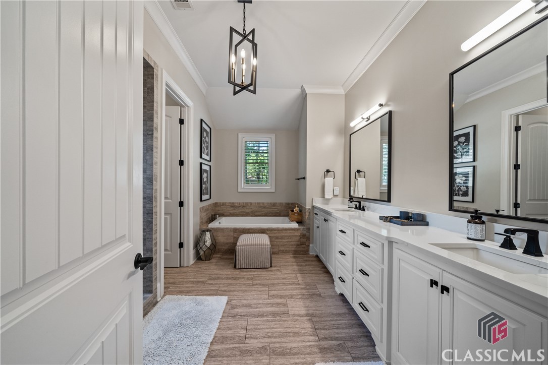 1020 Bridle Bit Lane