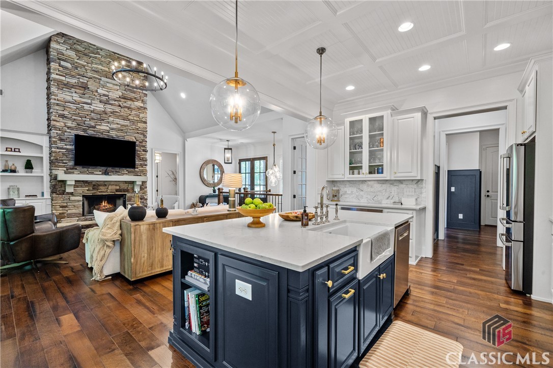 1020 Bridle Bit Lane