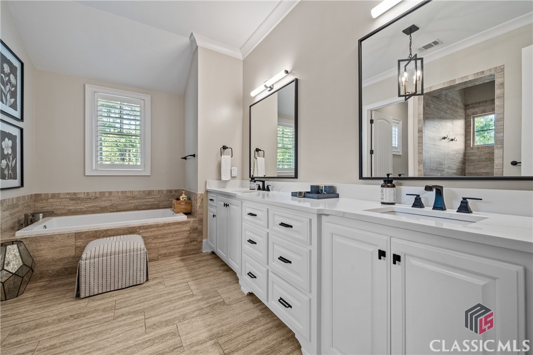 1020 Bridle Bit Lane