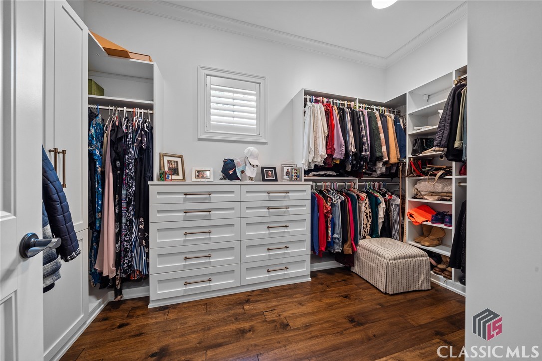 1020 Bridle Bit Lane