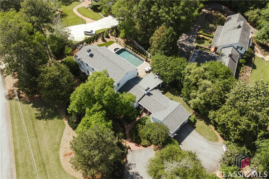382 Westview Drive