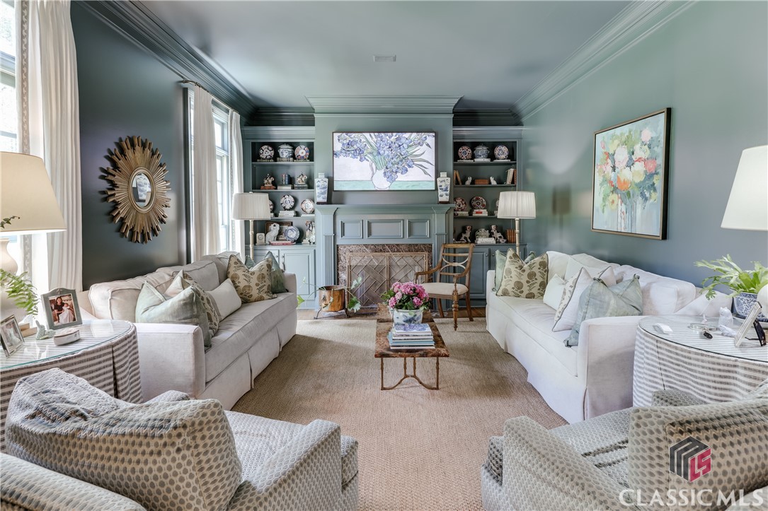 382 Westview Drive