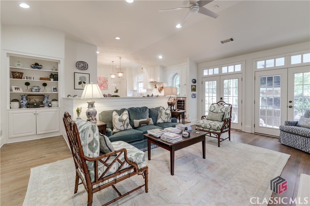 382 Westview Drive