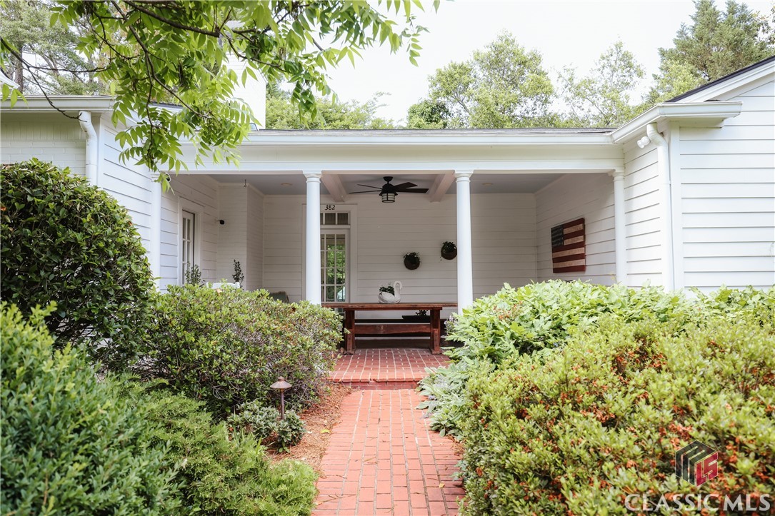 382 Westview Drive