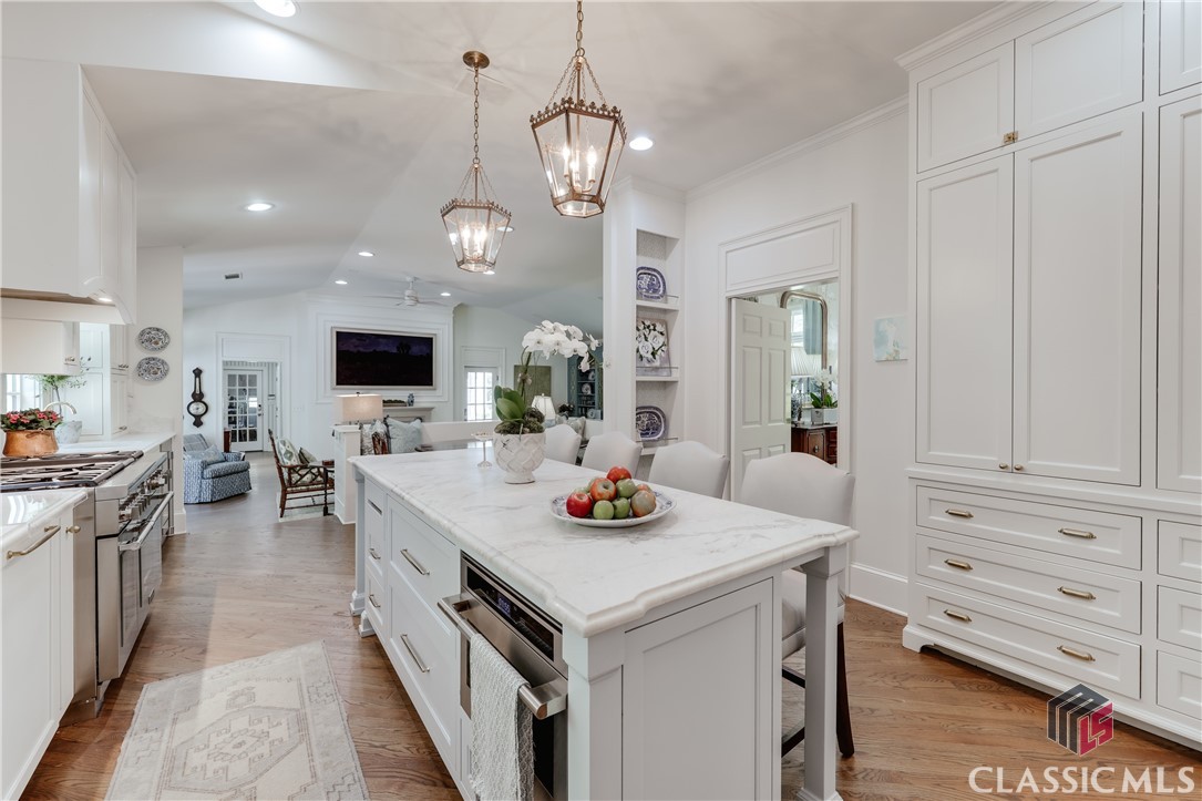 382 Westview Drive