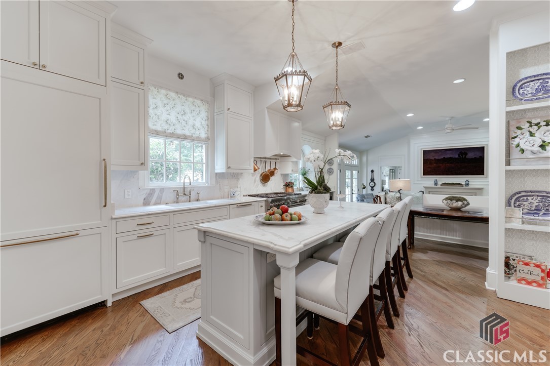 382 Westview Drive