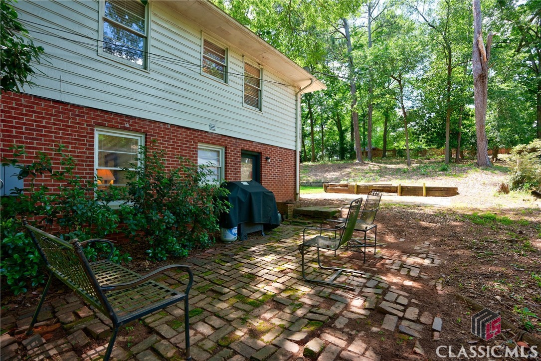 125 Chestnut Lane