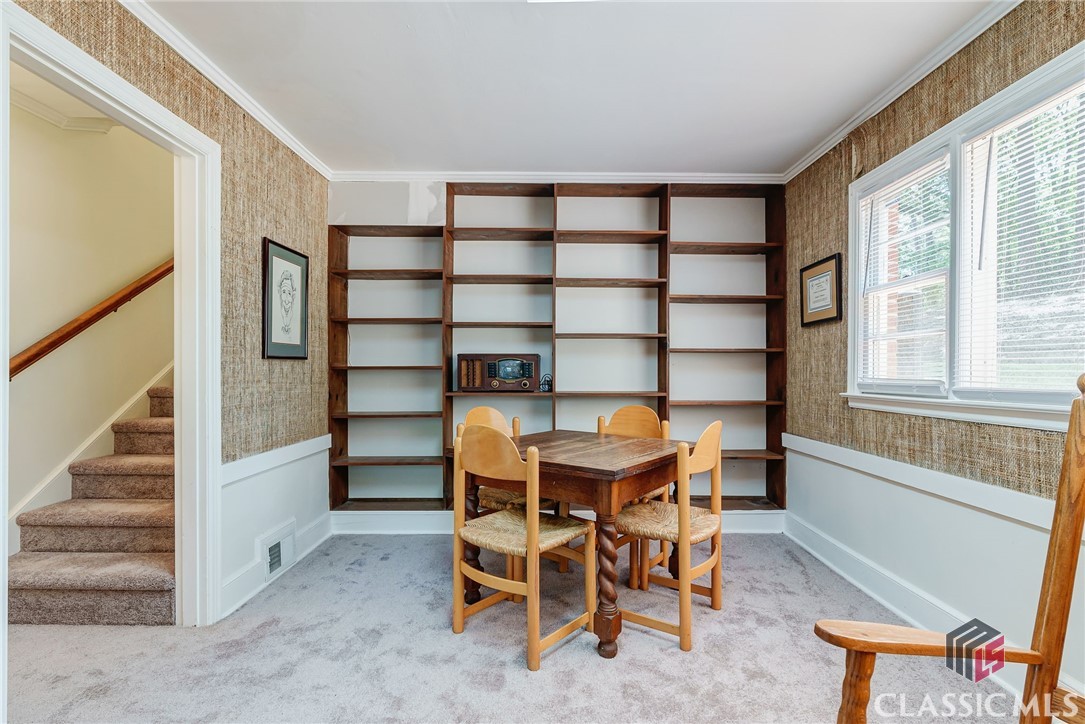 125 Chestnut Lane