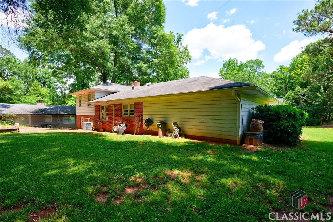 125 Chestnut Lane