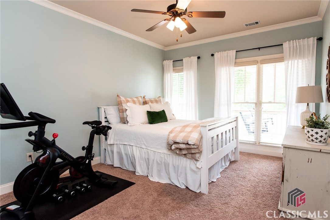 1258 Hedgerow Lane