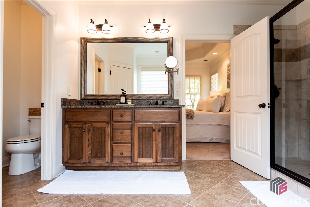 1258 Hedgerow Lane