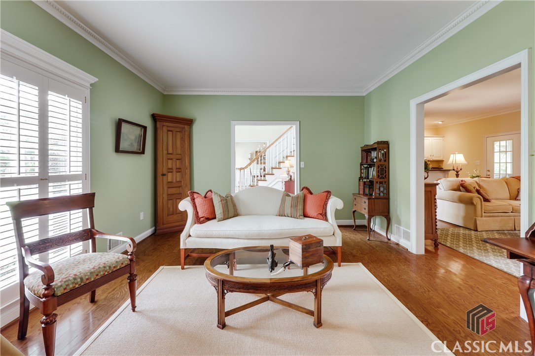 260 Skyline Parkway