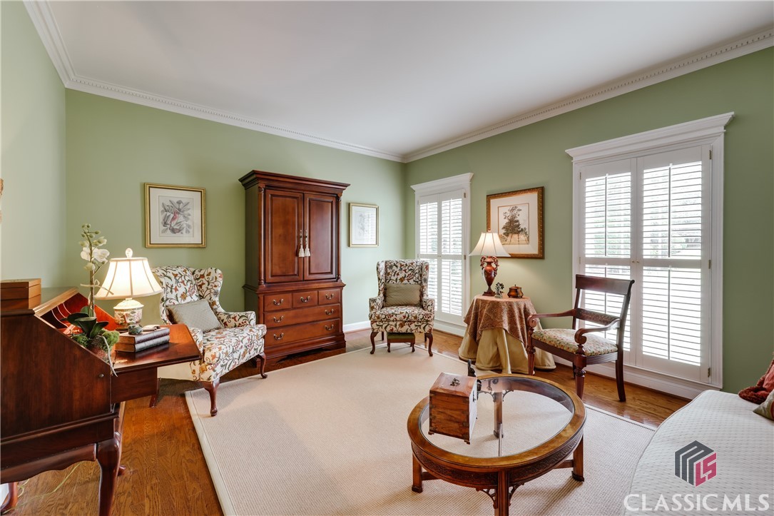 260 Skyline Parkway
