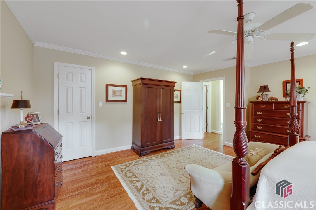 260 Skyline Parkway