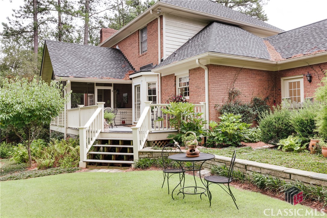 260 Skyline Parkway