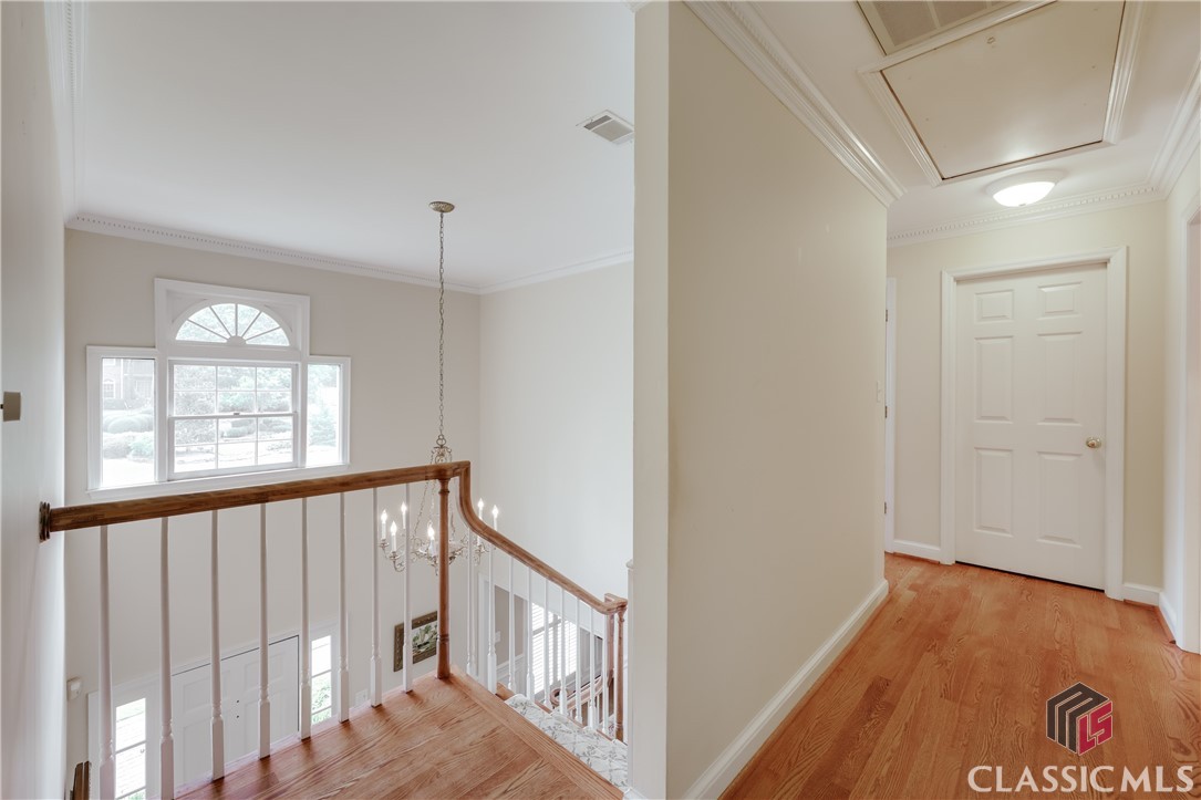 260 Skyline Parkway