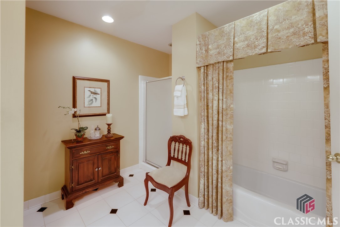 260 Skyline Parkway