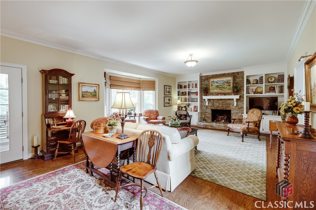 260 Skyline Parkway
