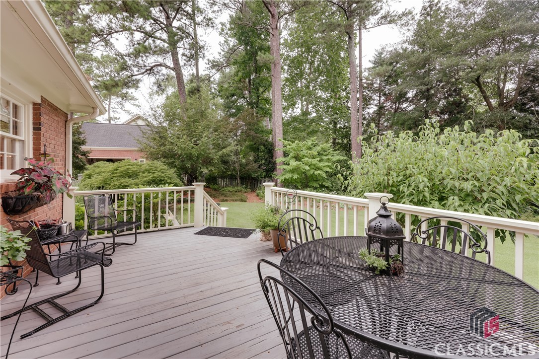 260 Skyline Parkway