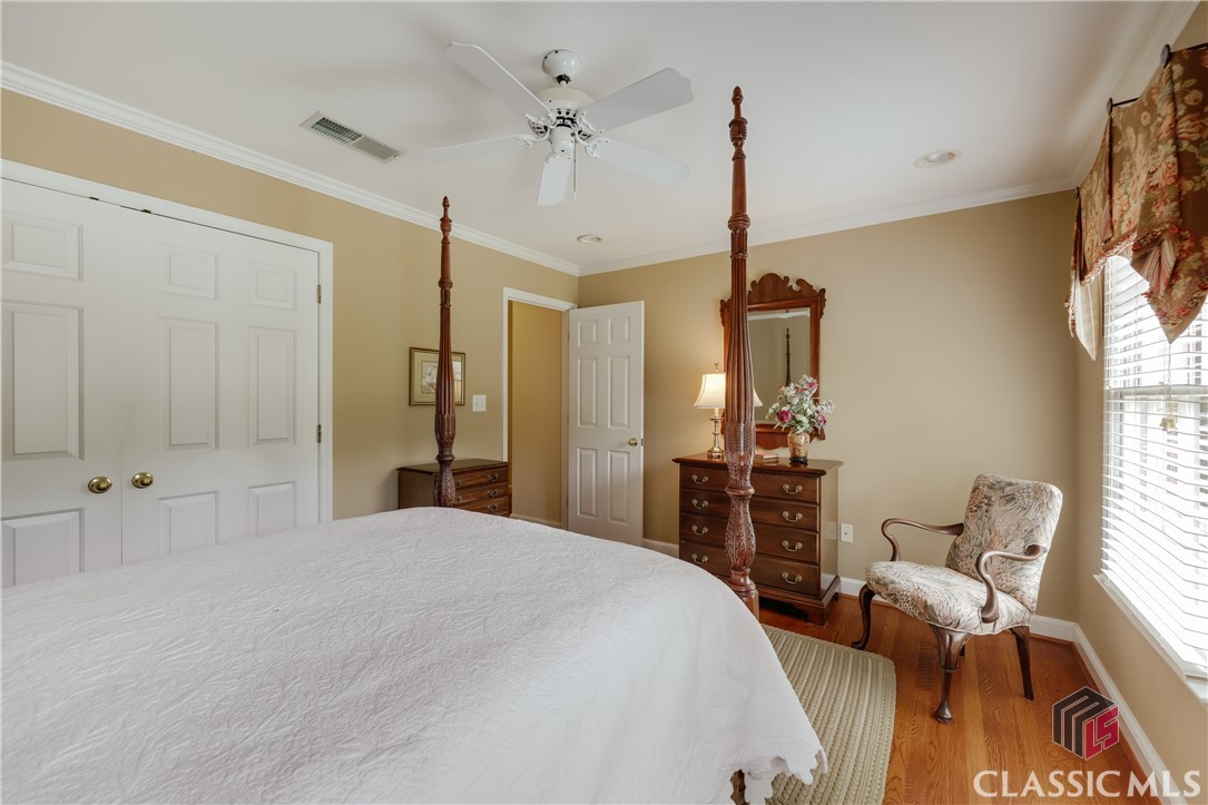 260 Skyline Parkway