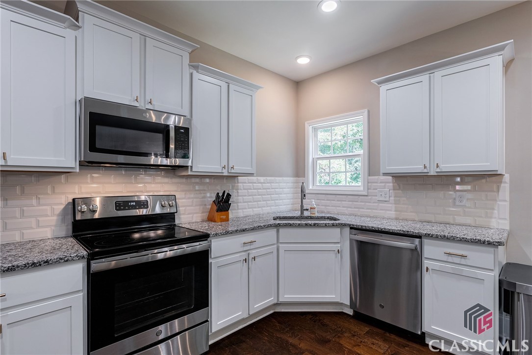 465 Discovery Trail