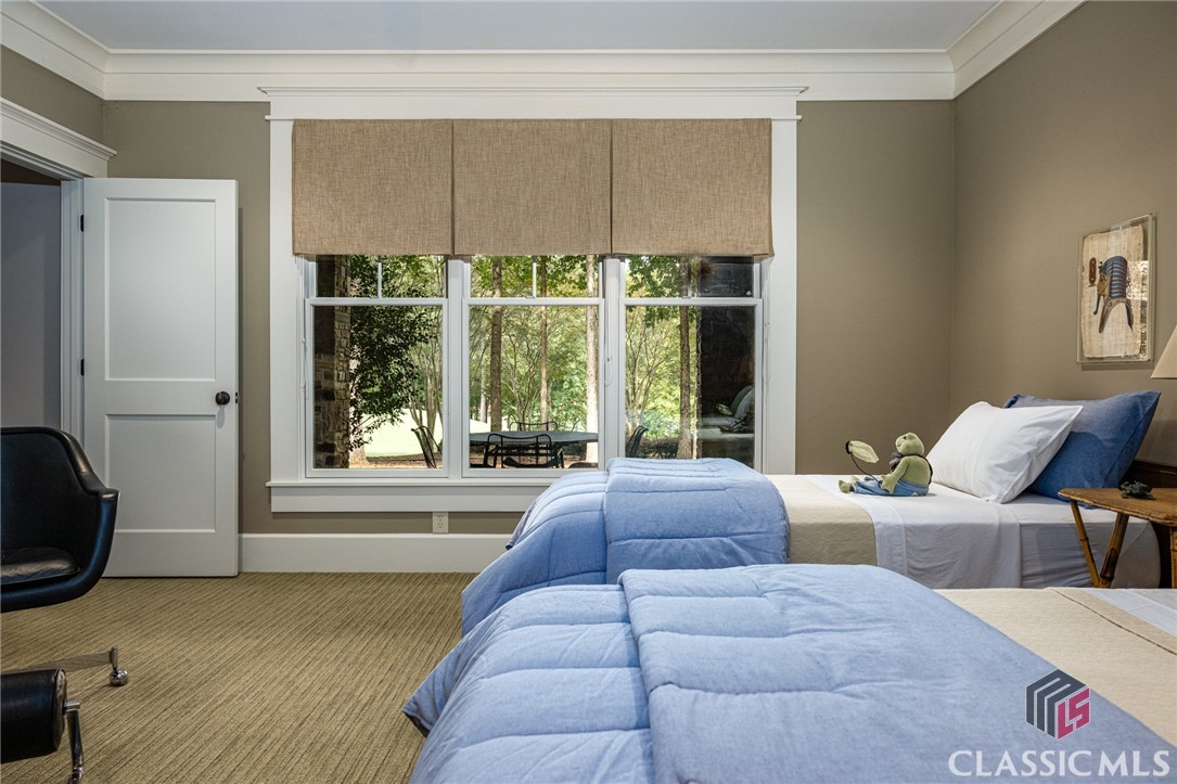 2591 Parrotts Pointe Road