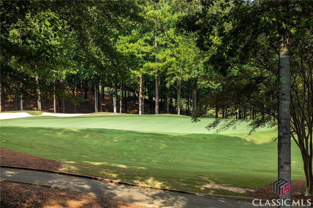 2591 Parrotts Pointe Road