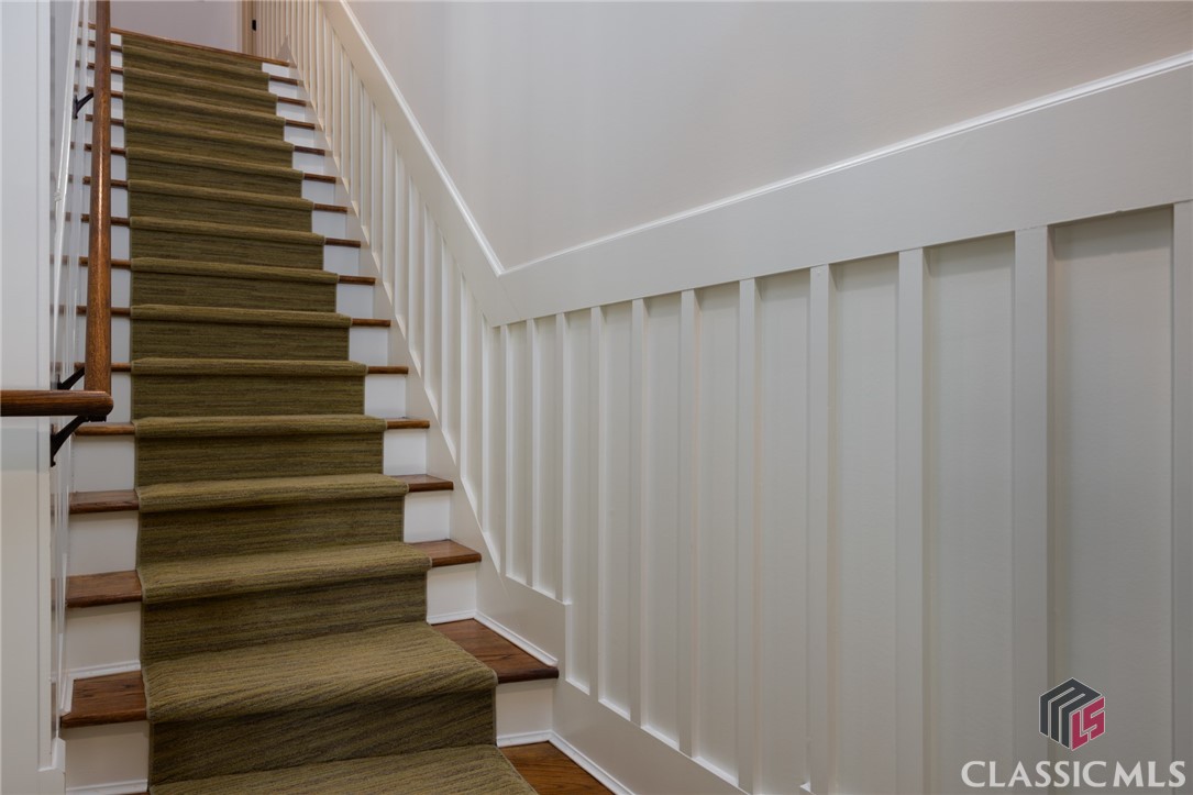 2591 Parrotts Pointe Road