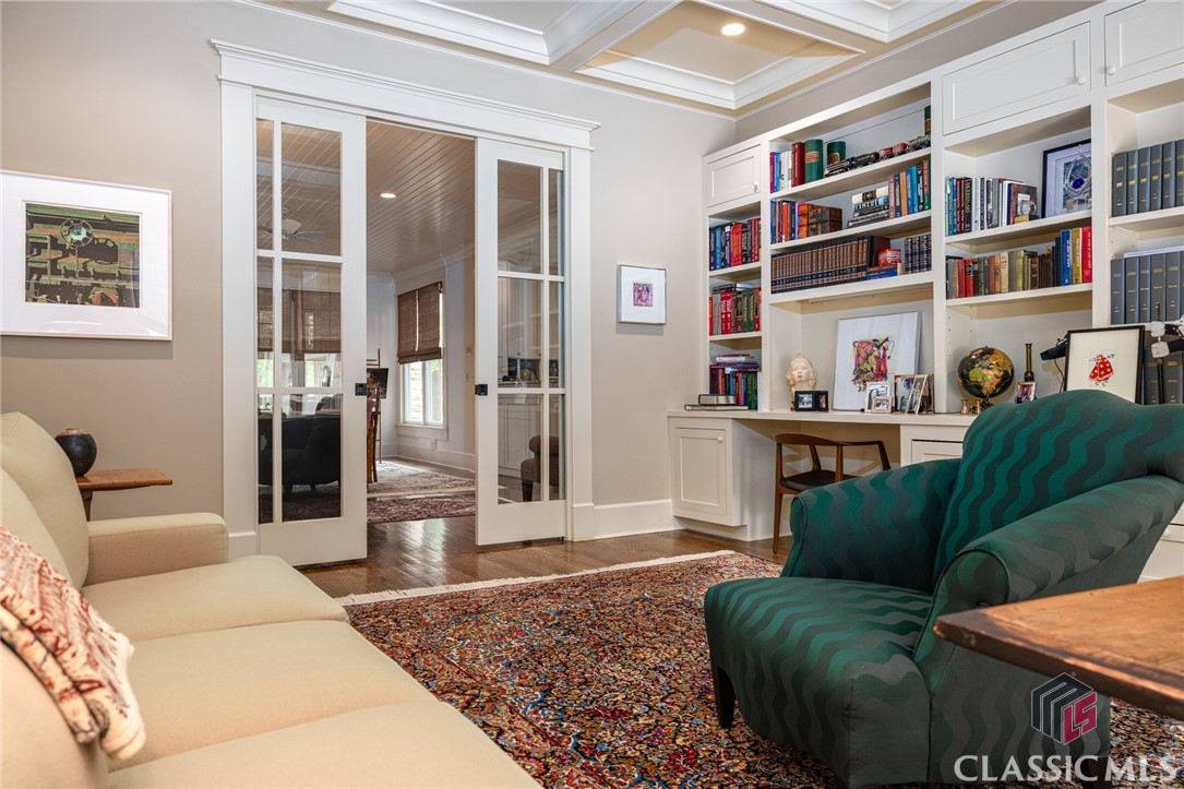 2591 Parrotts Pointe Road